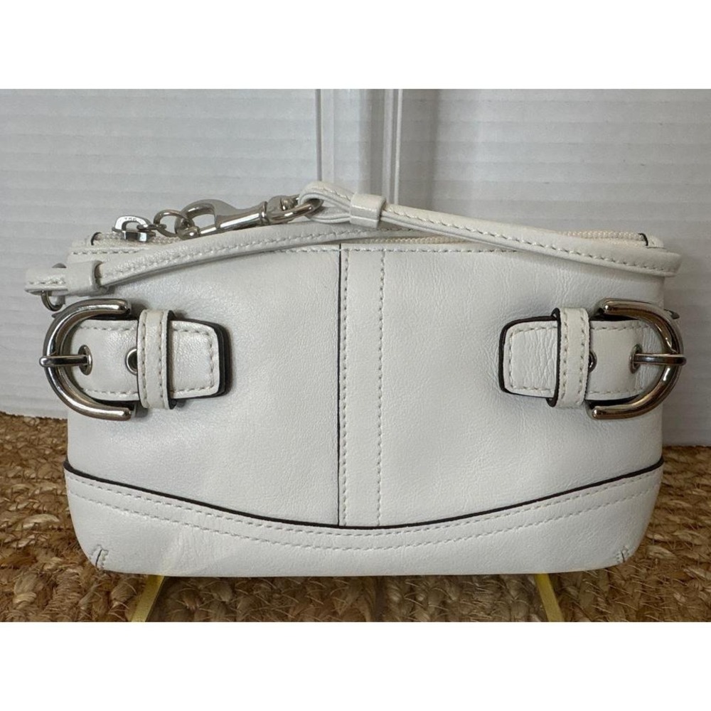 Coach White Leather Buckle Wristlet AND Wallet/Card Case Set Silver Hardware
